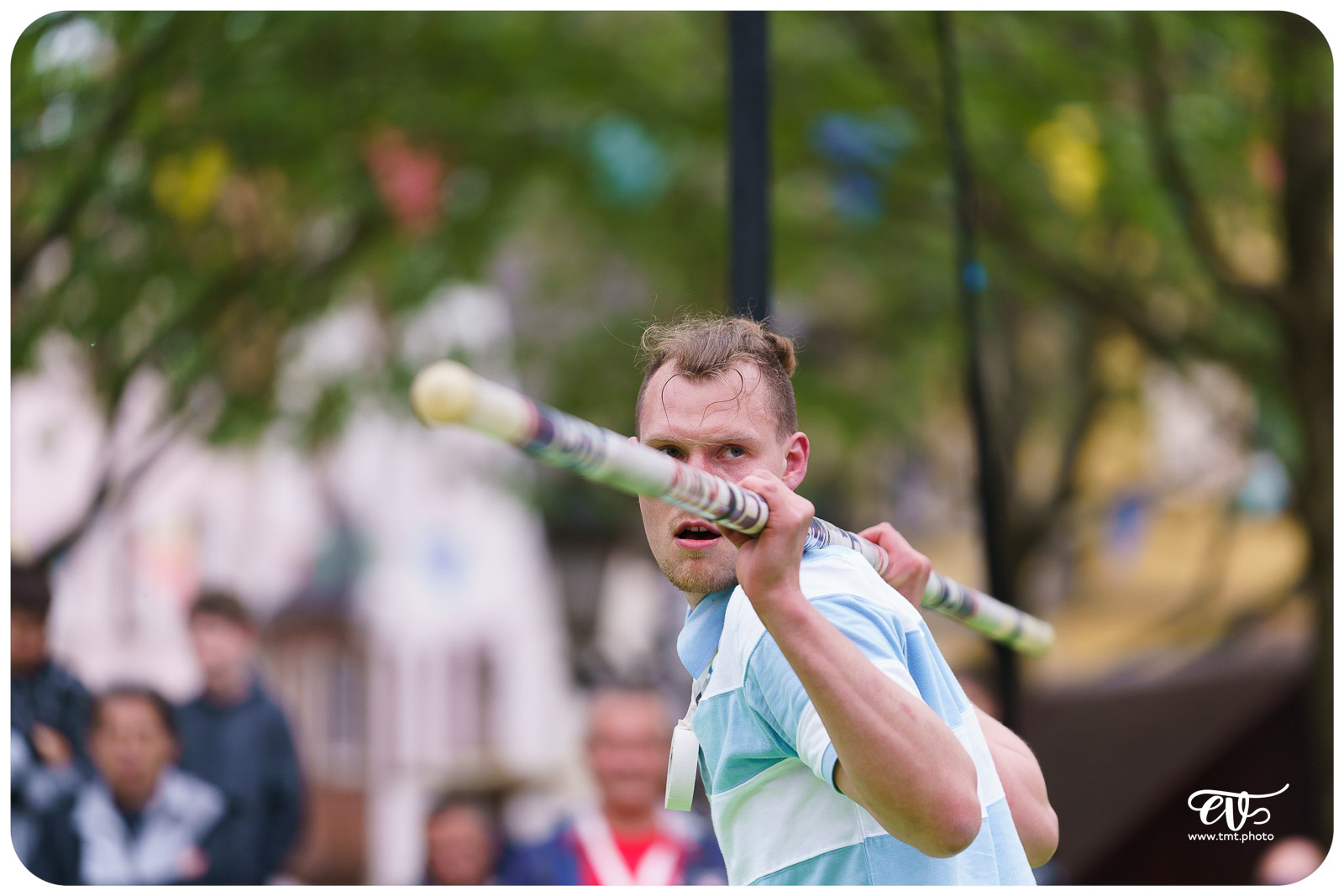 LEAGUE AND LEGEND (15FEET6)